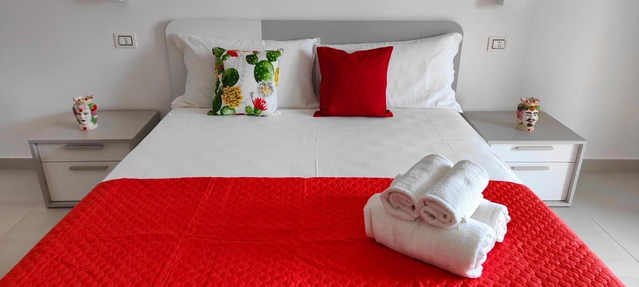 Casa Vacanze Rainbow, Siracusa Syracuse Bagian luar foto
