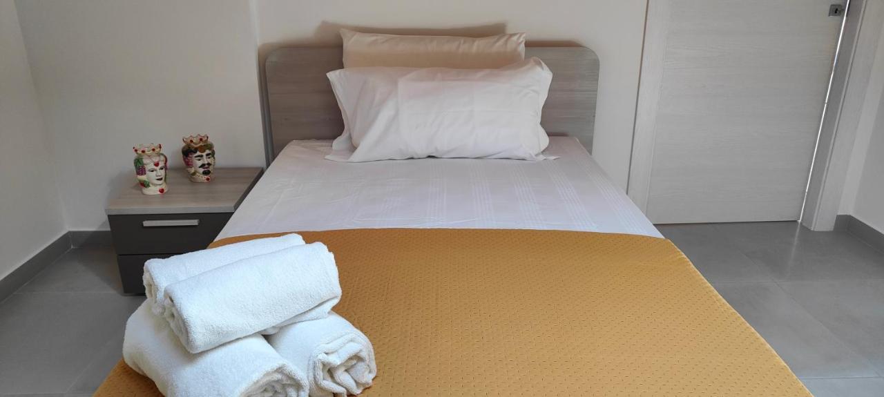 Casa Vacanze Rainbow, Siracusa Syracuse Bagian luar foto