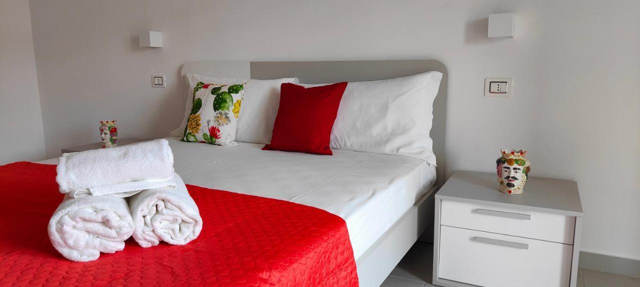 Casa Vacanze Rainbow, Siracusa Syracuse Bagian luar foto